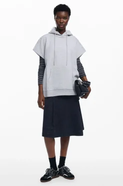 Plain poncho sweatshirt