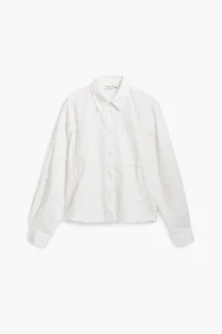 Plain shirt with embroidery