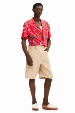 Plain shorts with pockets