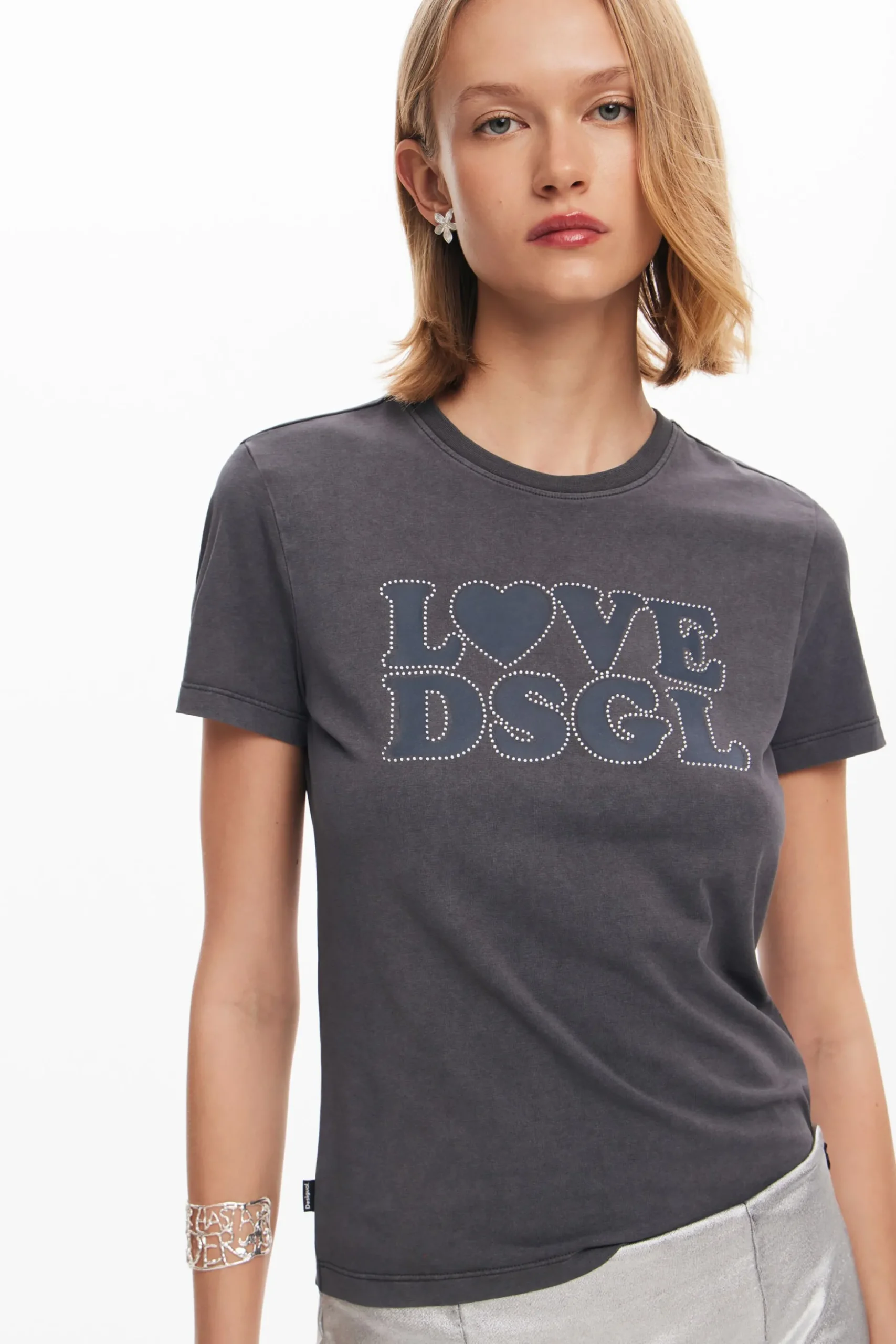 Plain T-shirt text