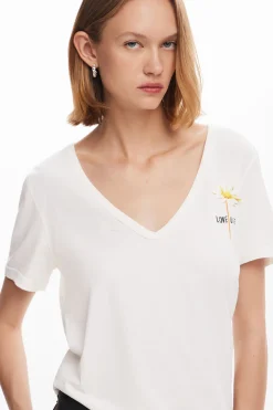 Plain T-shirt with message