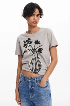 Plain vase T-shirt