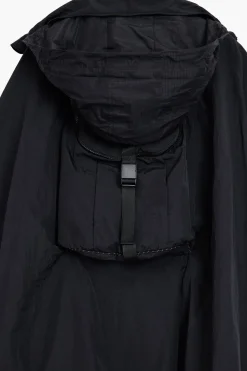 Poncho pocket