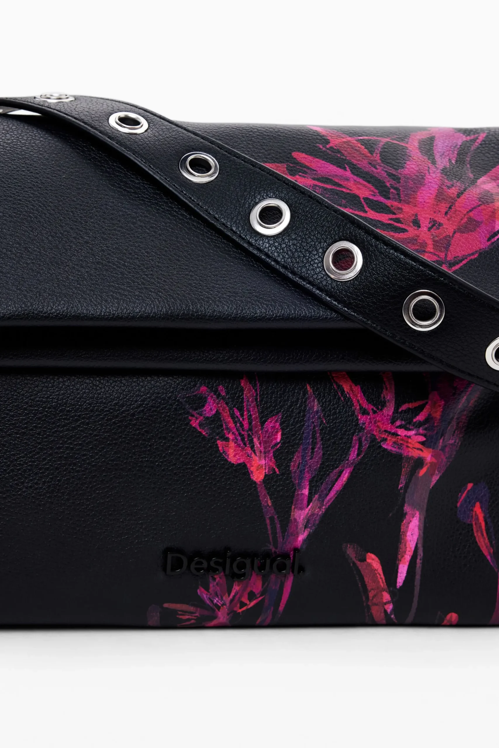 Quilted floral M bag