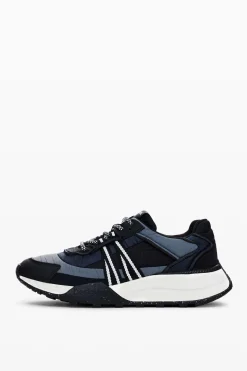 Runner patch sneakers