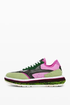 Running shoes