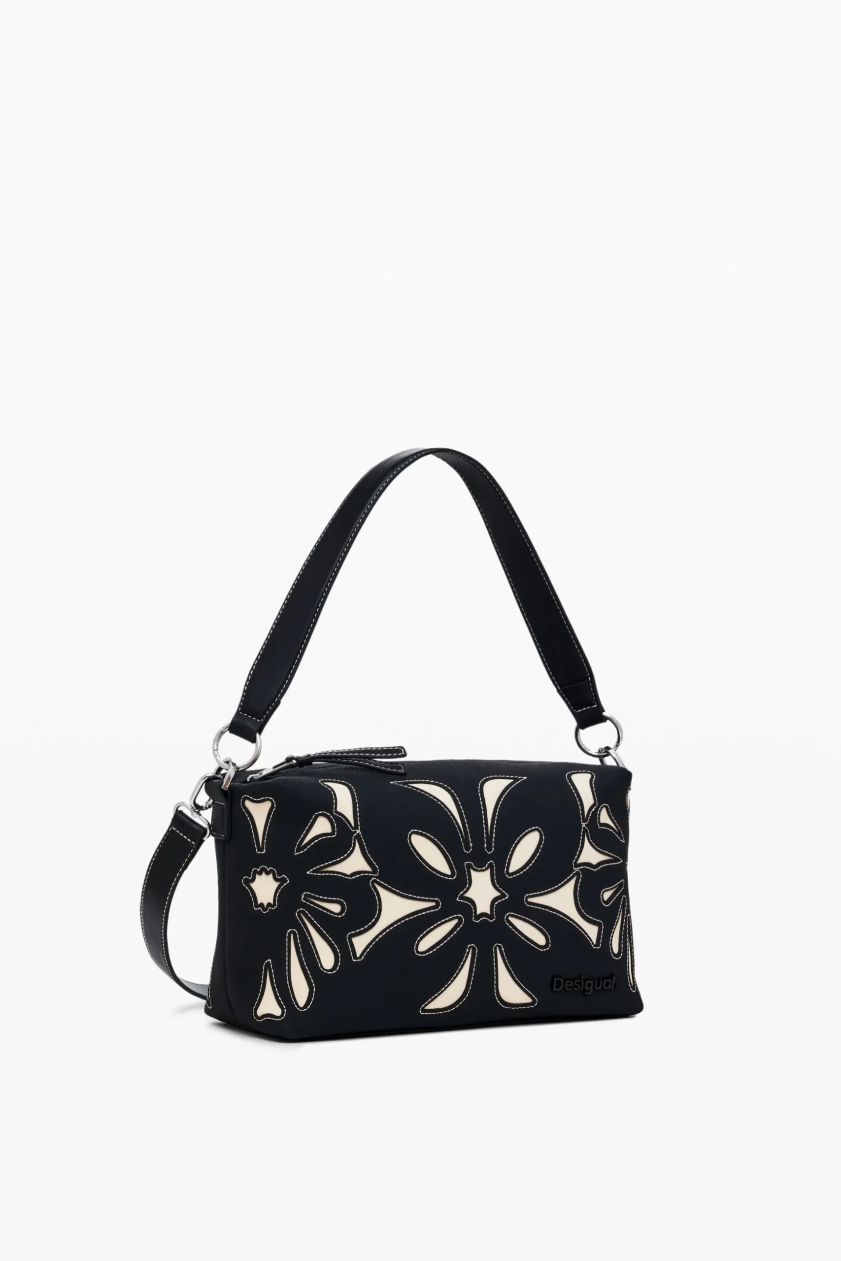 S bag with flowers