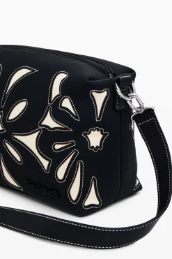 S bag with flowers
