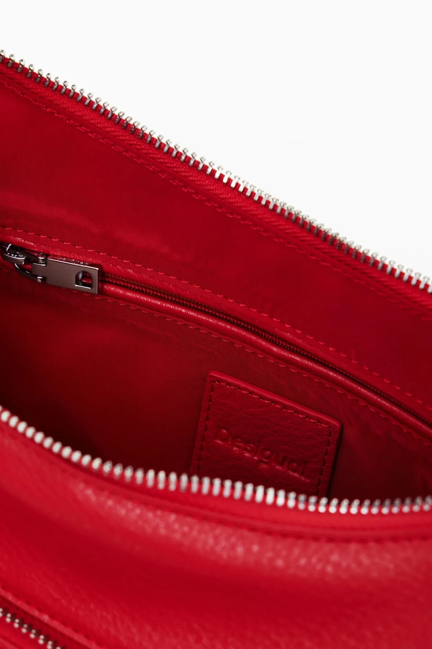 S logo bag