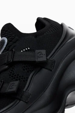 Slip-on sneaker
