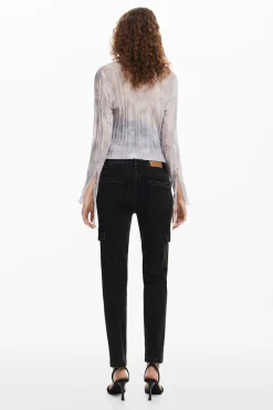 Straight cargo jeans