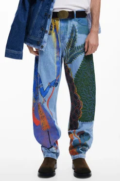 Straight jeans with India print