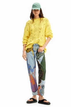 Straight jeans with India print