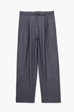 Straight long pants