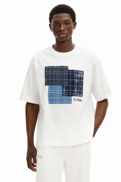 T-shirt with central patch