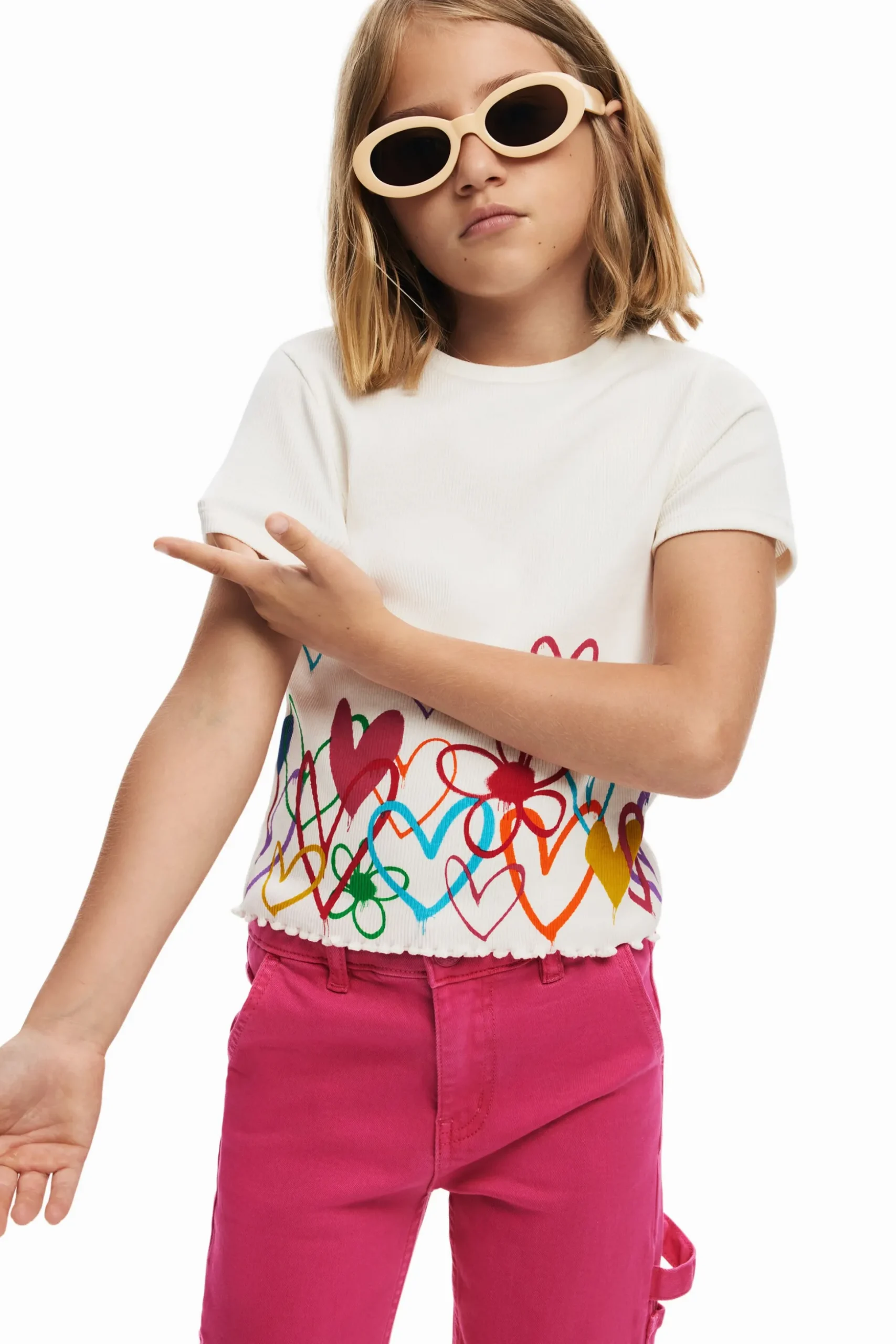 T-shirt with heart illustrations