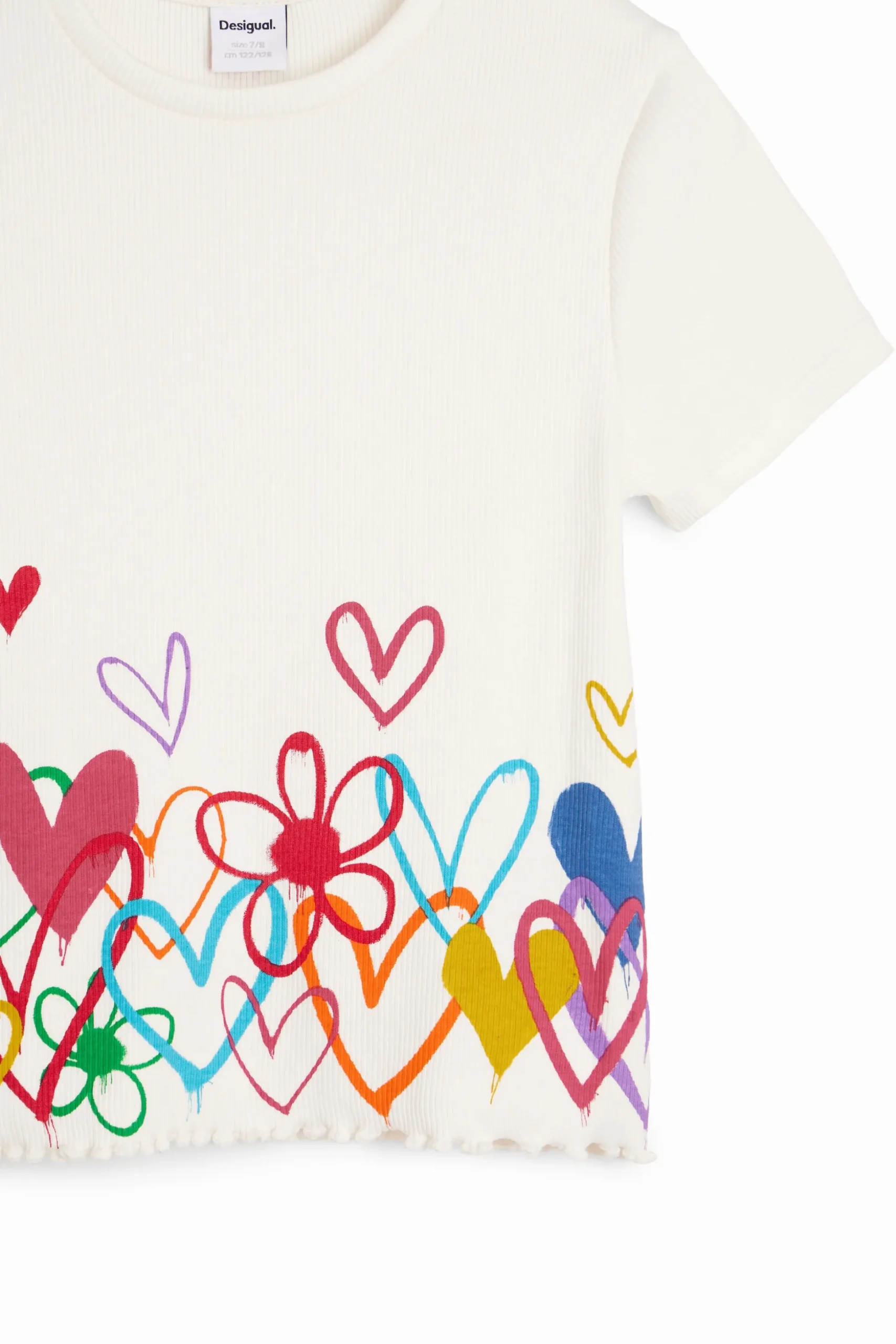 T-shirt with heart illustrations