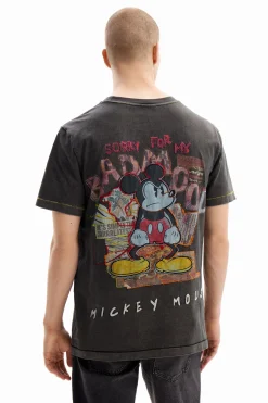 T-shirt with Mickey Mouse drawing