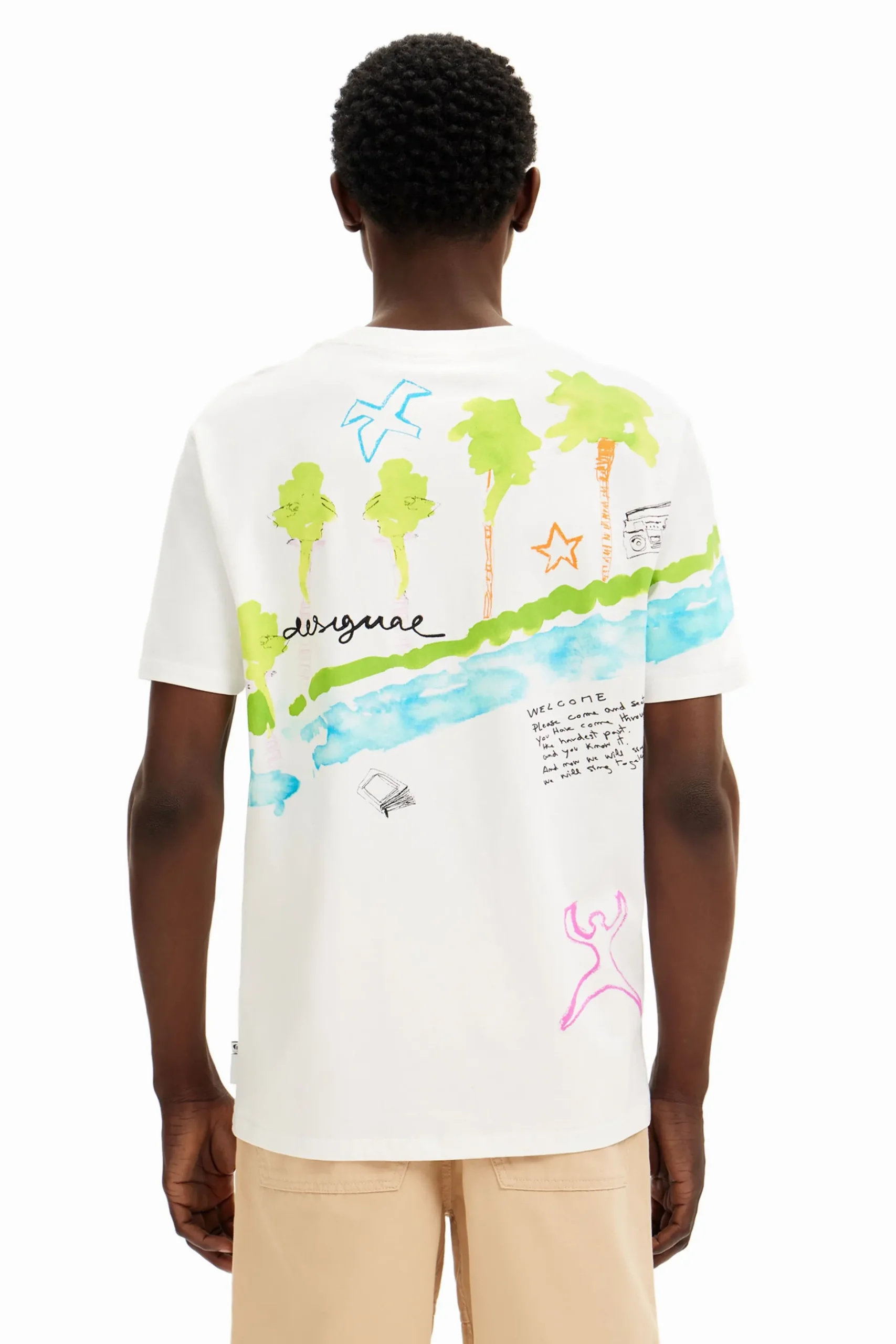 T-shirt with printed drawings