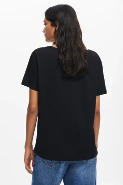 V-neck floral T-shirt